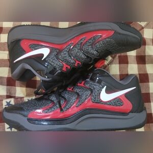 Nike KD17 Black/White-Iron Grey Youth Size 6.5 Like New